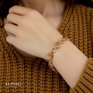 دستبند ورساچه طرح طلا از برند ژوپینگ